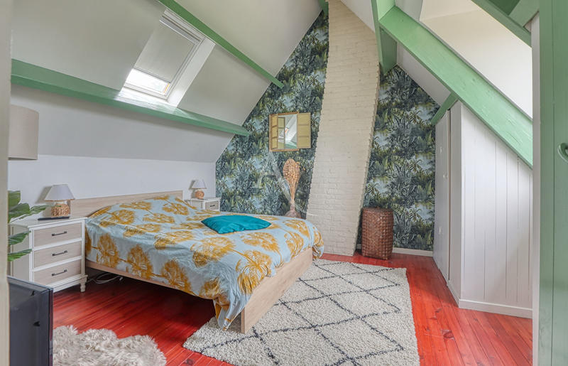 Maison - 200 m² - 7 pièces