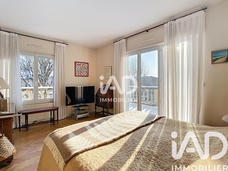 Appartement - 131 m² - 5 pièces