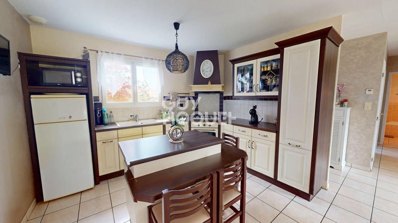 Maison - 138 m² - 7 pièces