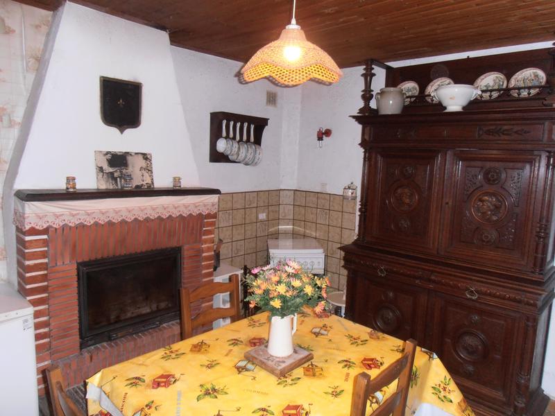 Maison - 1 m² - 5 pièces