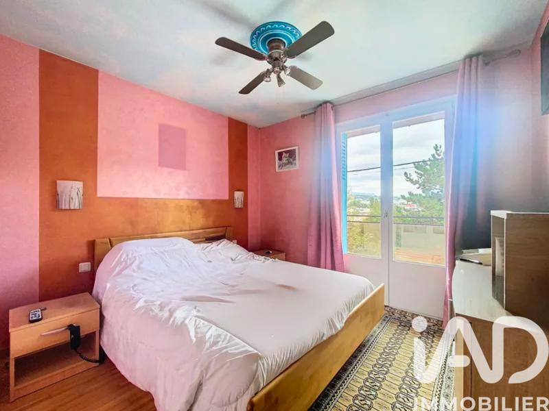 Maison - 122 m² - 6 pièces