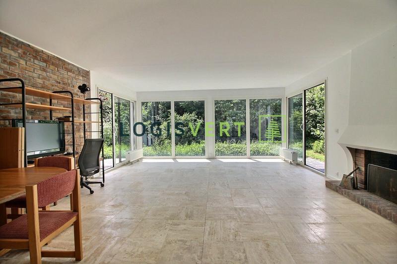 Maison - 205 m² - 10 pièces