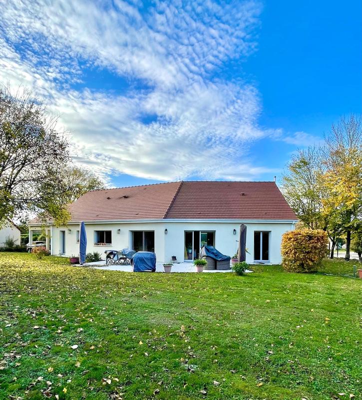 Maison - 145 m² - 6 pièces