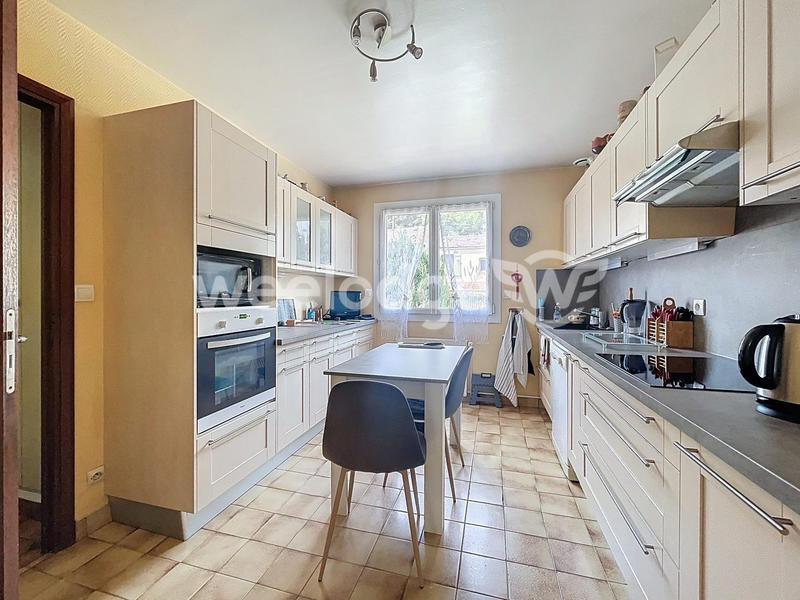 Maison ancienne - 184 m² - 6 pièces