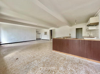 Maison - 104 m² - 3 pièces