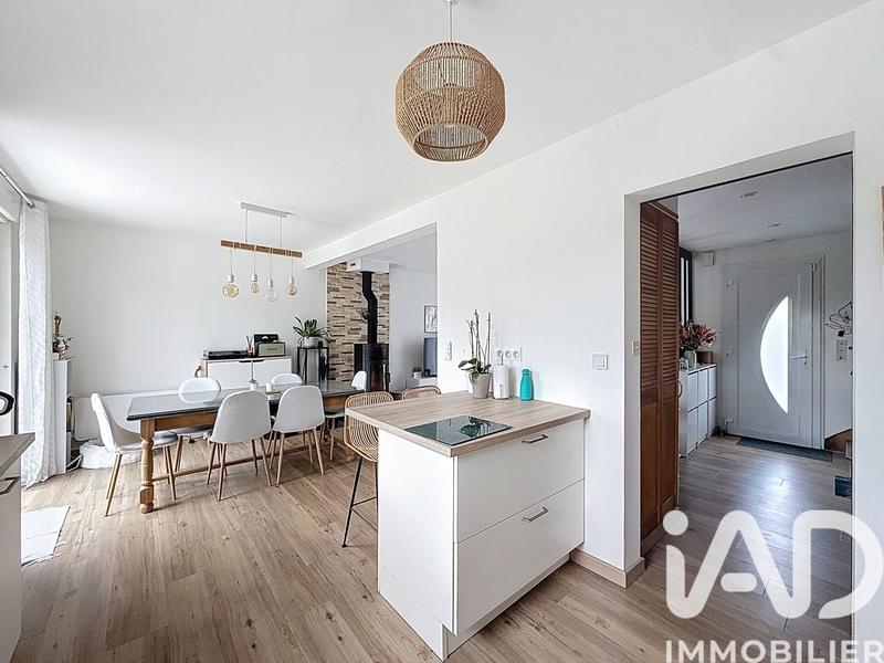 Maison - 88 m² - 5 pièces