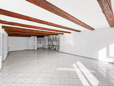 Appartement - 144 m² - 5 pièces