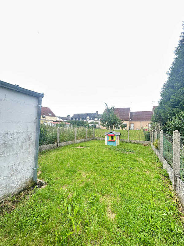 Maison - 94 m² - 4 pièces