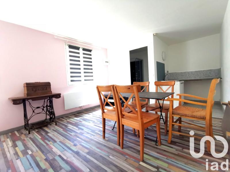 Maison - 210 m² - 9 pièces