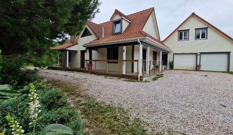 Maison - 515 m² - 7 pièces