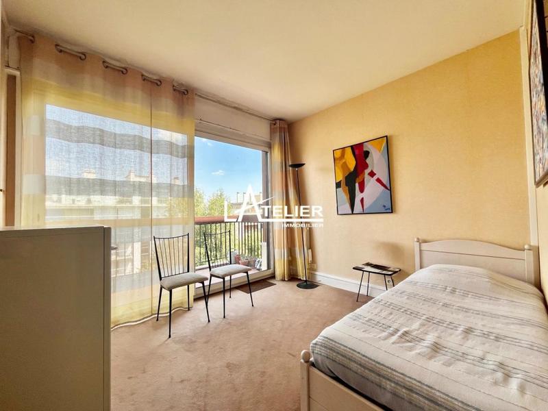 Appartement - 131 m² - 5 pièces