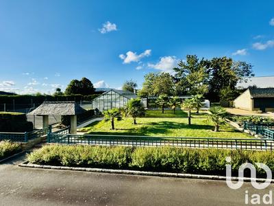 Maison - 480 m² - 12 pièces