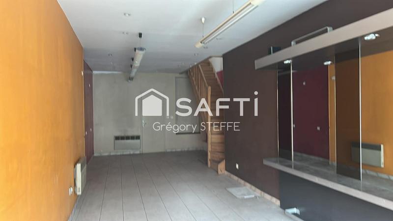 Local commercial - 70 m² - 4 pièces