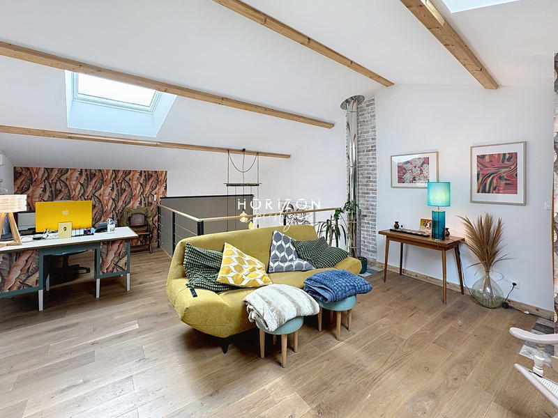 Maison ancienne - 540 m² - 13 pièces