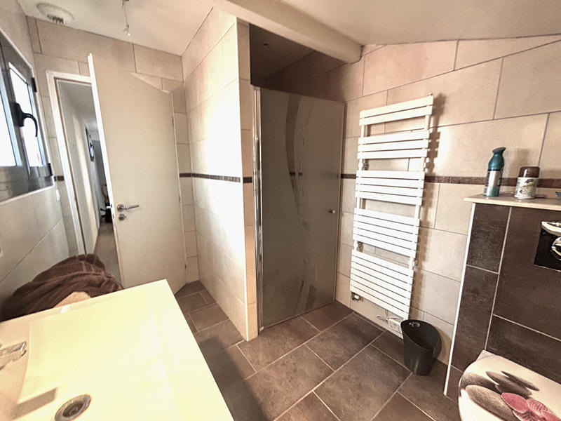 Maison - 202 m² - 5 pièces