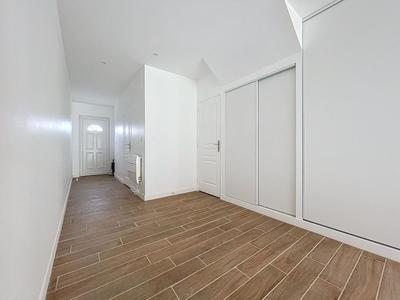 Maison - 97 m² - 5 pièces