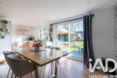 Maison - 139 m² - 6 pièces