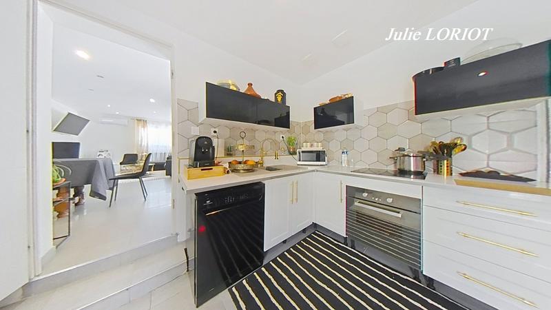 Maison contemporaine - 147 m² - 6 pièces