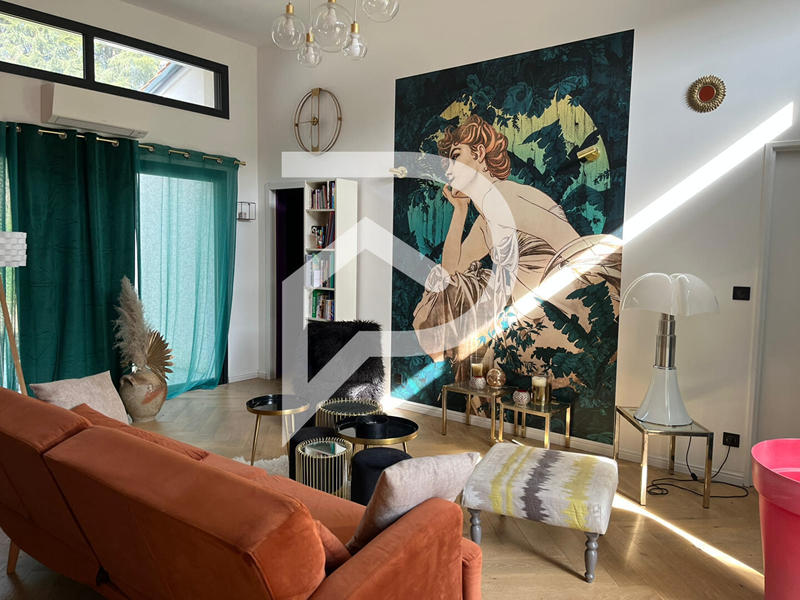 Maison - 108 m² - 4 pièces