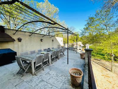 Bastide - 684 m² - 15 pièces