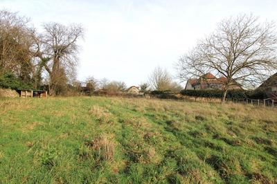 Terrain constructible - 950 m²