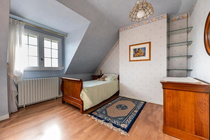 Maison - 122 m² - 6 pièces