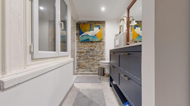 Appartement - 159 m² - 6 pièces