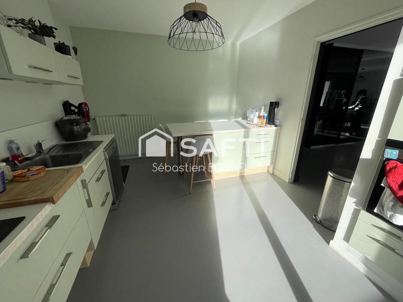 Maison - 172 m² - 8 pièces