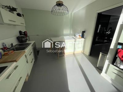 Maison - 172 m² - 8 pièces