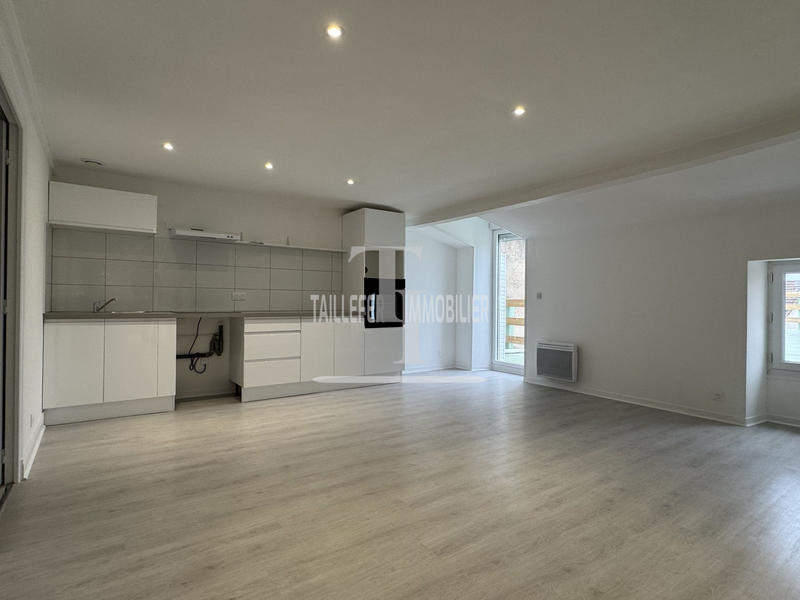 Appartement - 65 m² - 6 pièces