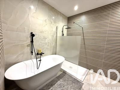 Maison - 102 m² - 5 pièces