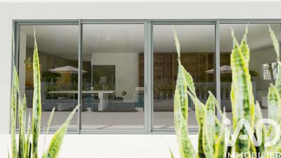 Maison - 224 m² - 8 pièces