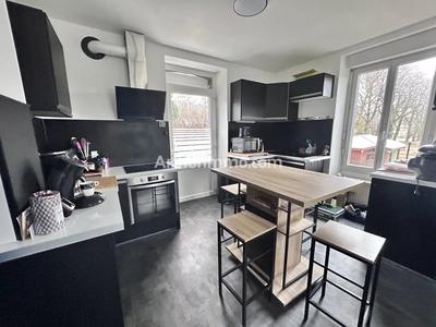 Appartement - 89 m² - 5 pièces