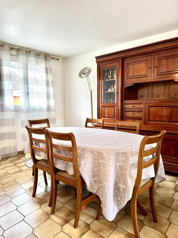Maison traditionnelle - 79 m² - 4 pièces