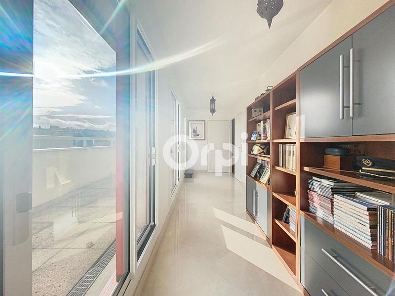 Duplex - 142 m² - 4 pièces