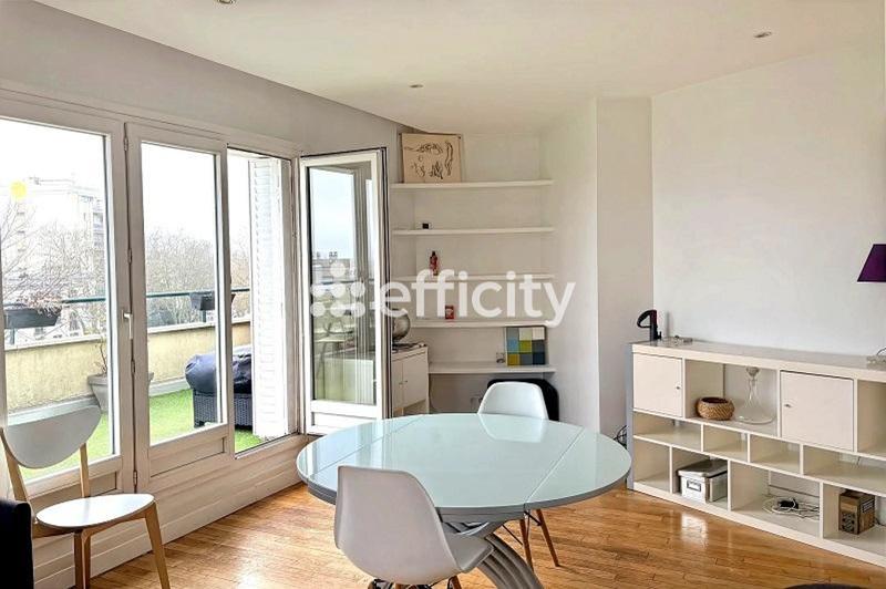 Appartement - 100 m² - 4 pièces