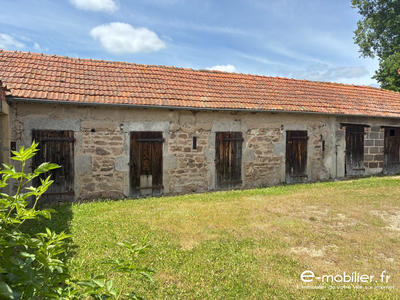 Maison - 220 m² - 8 pièces