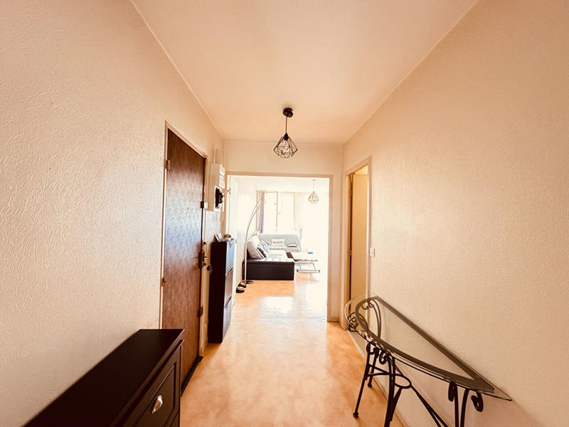 Appartement - 60 m² - 2 pièces