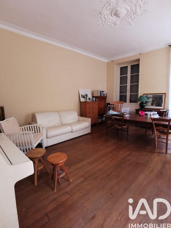 Maison de ville - 240 m² - 8 pièces