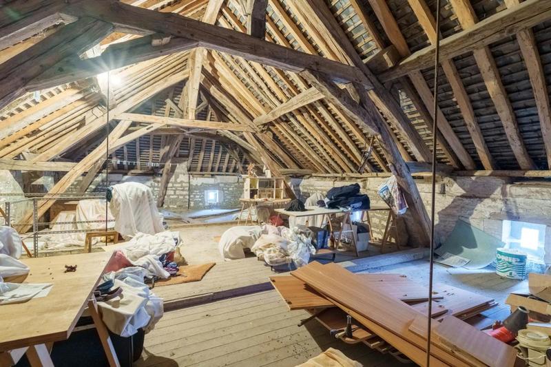 Maison - 240 m² - 10 pièces