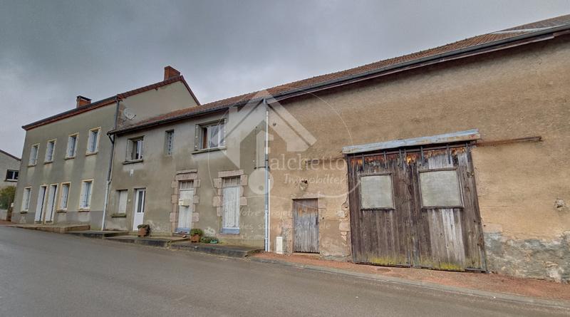 Maison de village - 230 m² - 12 pièces