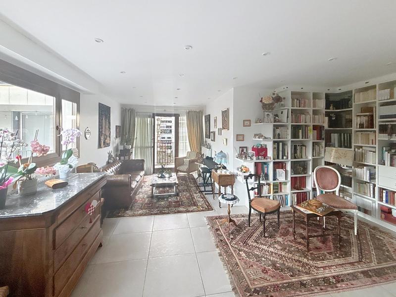 Appartement - 102 m² - 4 pièces