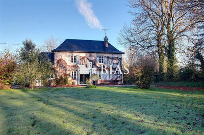 Maison ancienne - 131 m² - 6 pièces