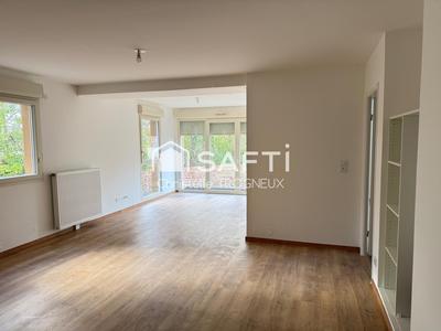 Appartement - 80 m² - 4 pièces