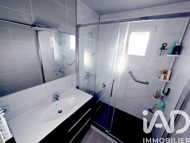 Maison - 98 m² - 4 pièces