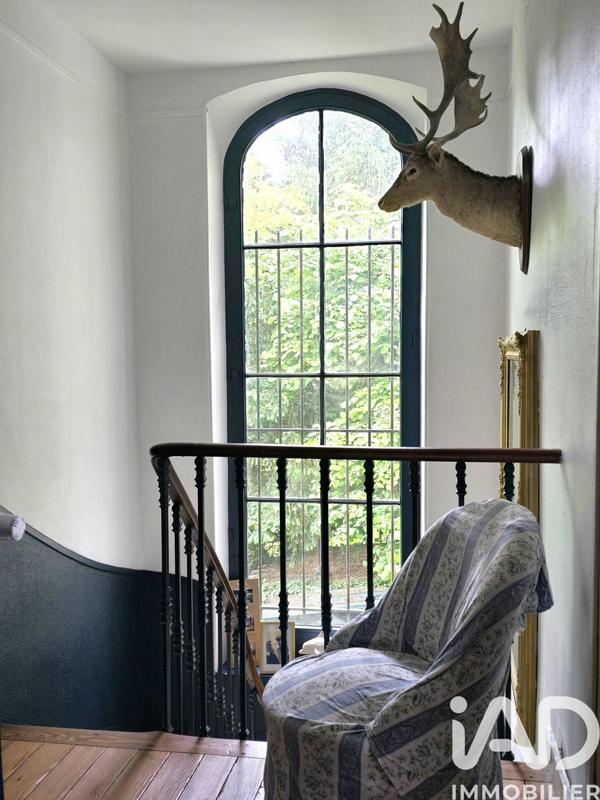 Maison - 291 m² - 12 pièces