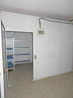 Magasins - 139 m² - 4 pièces