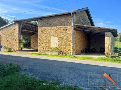 Grange - 147 m² - 3 pièces