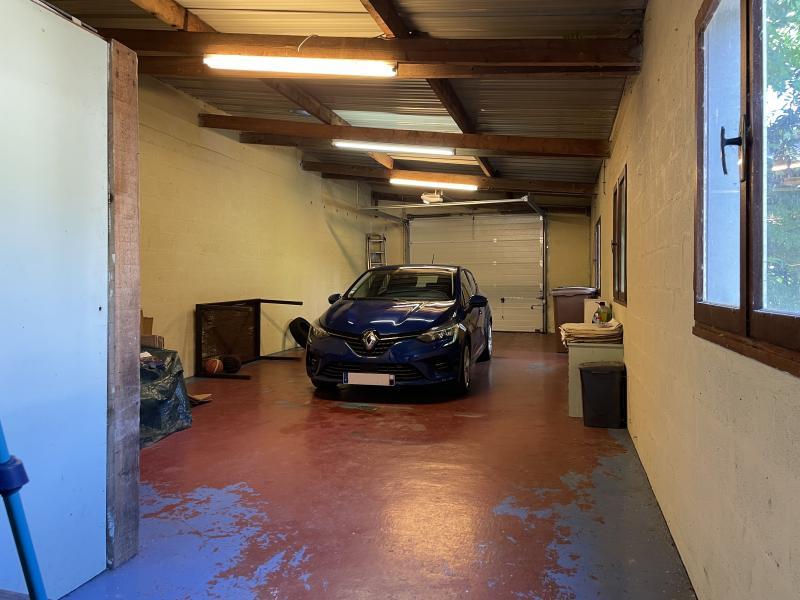 Maison - 180 m² - 8 pièces