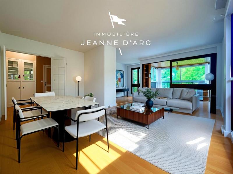 Appartement - 111 m² - 5 pièces